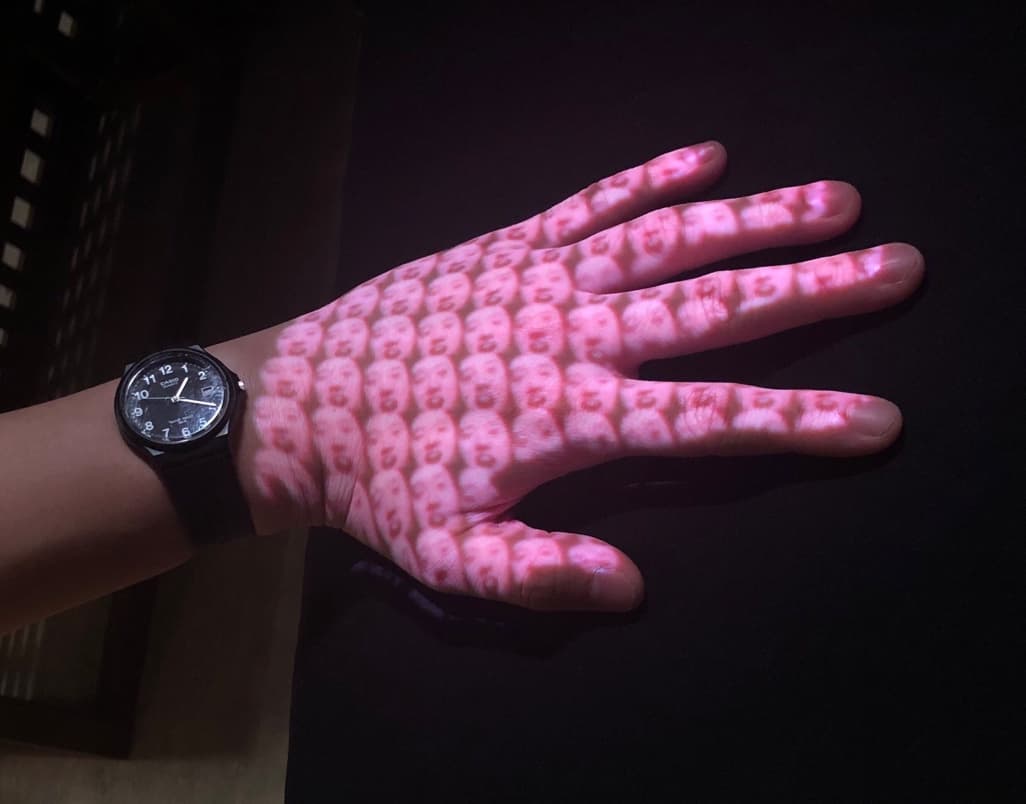 Experimenting visuals with MANY faces