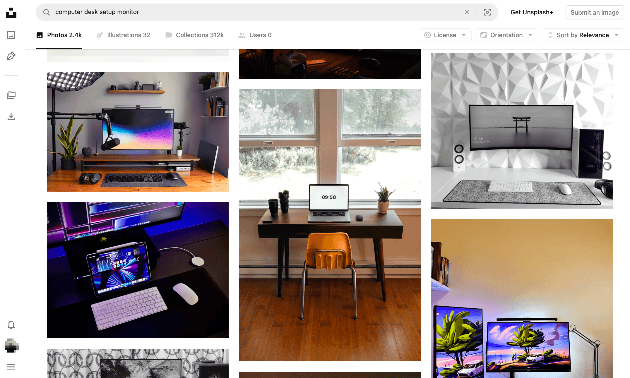 Unsplash search results for 'computer desk setup monitor'